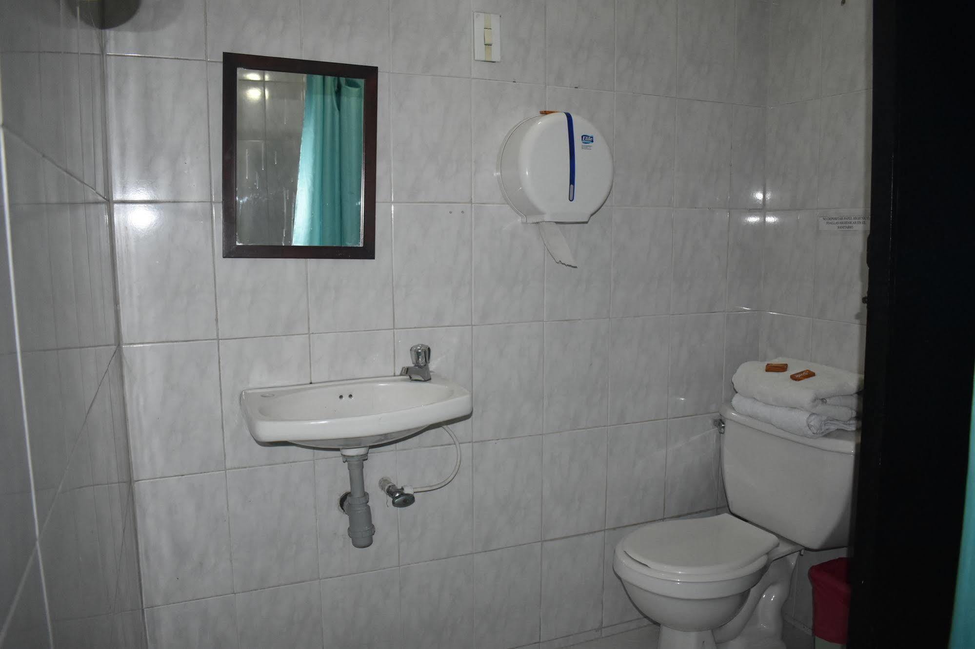Ayenda Villas De San Juan Medellin Exterior photo